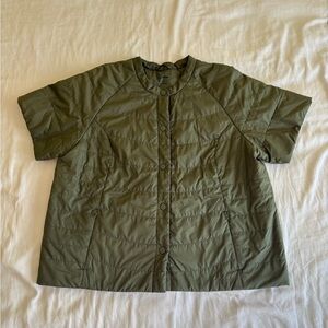 L.L. Bean Women’s Collarless Short Sleeve Puffer Deep Olive XL